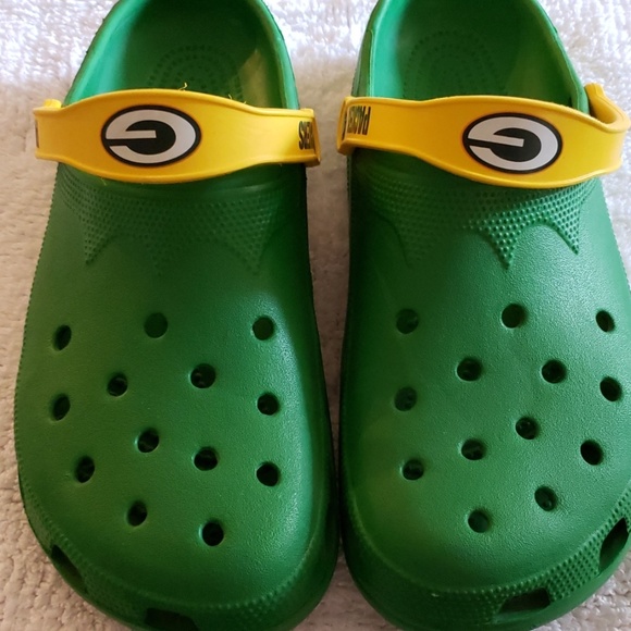 packers crocs